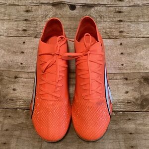 Men's Bright Orange Athletic Soccer Shoes